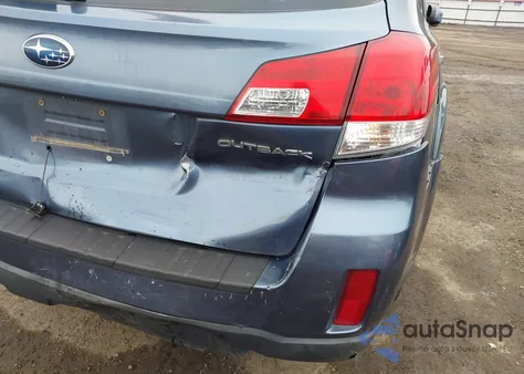 2013 Subaru Outback 2.5I Premium z USA, uszkodzony, nr VIN 4S4BRCCC2D3315775